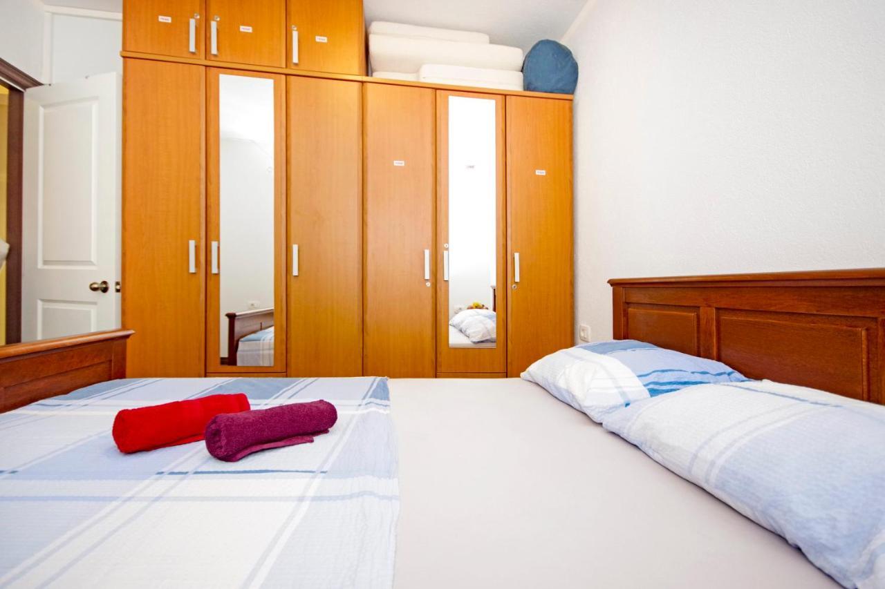 Apartmani Cezar Makarska Exterior foto